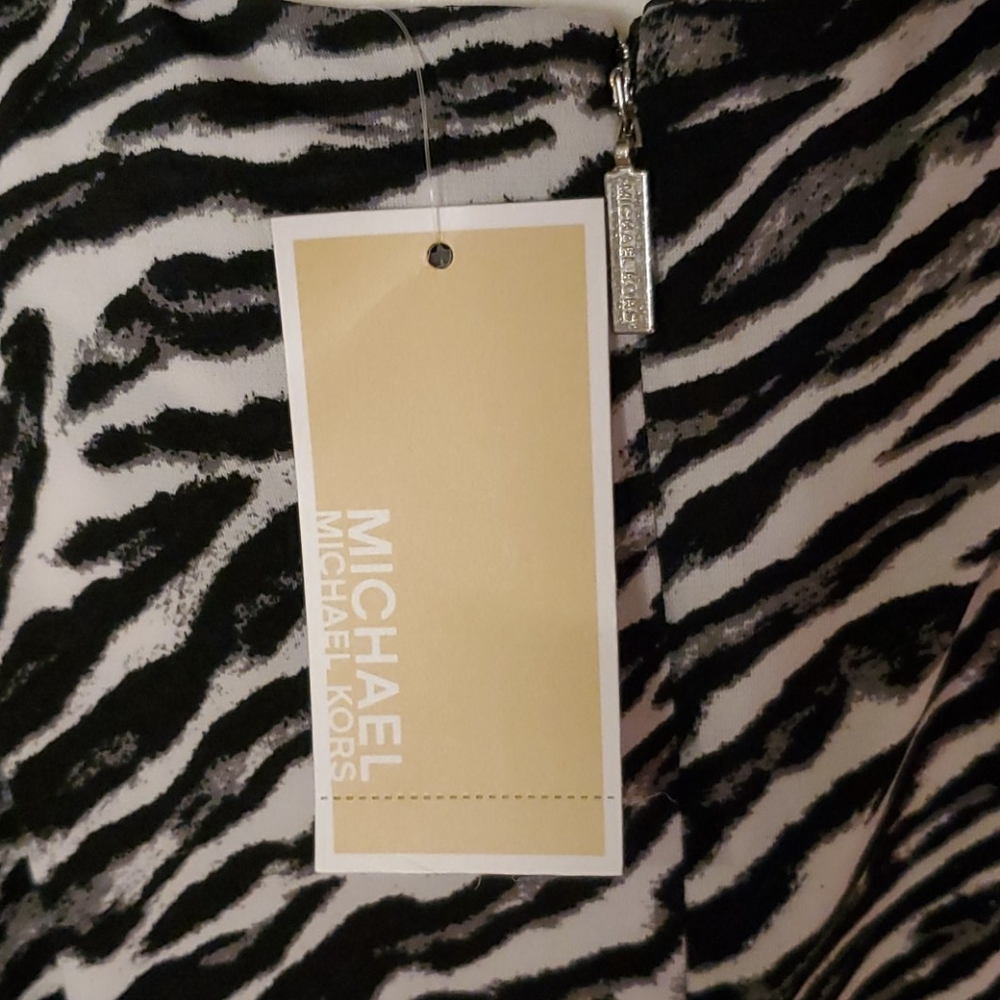 💚🥂HP🥂💚 Plus-size Michael Kors Dress - Picture 5 of 8